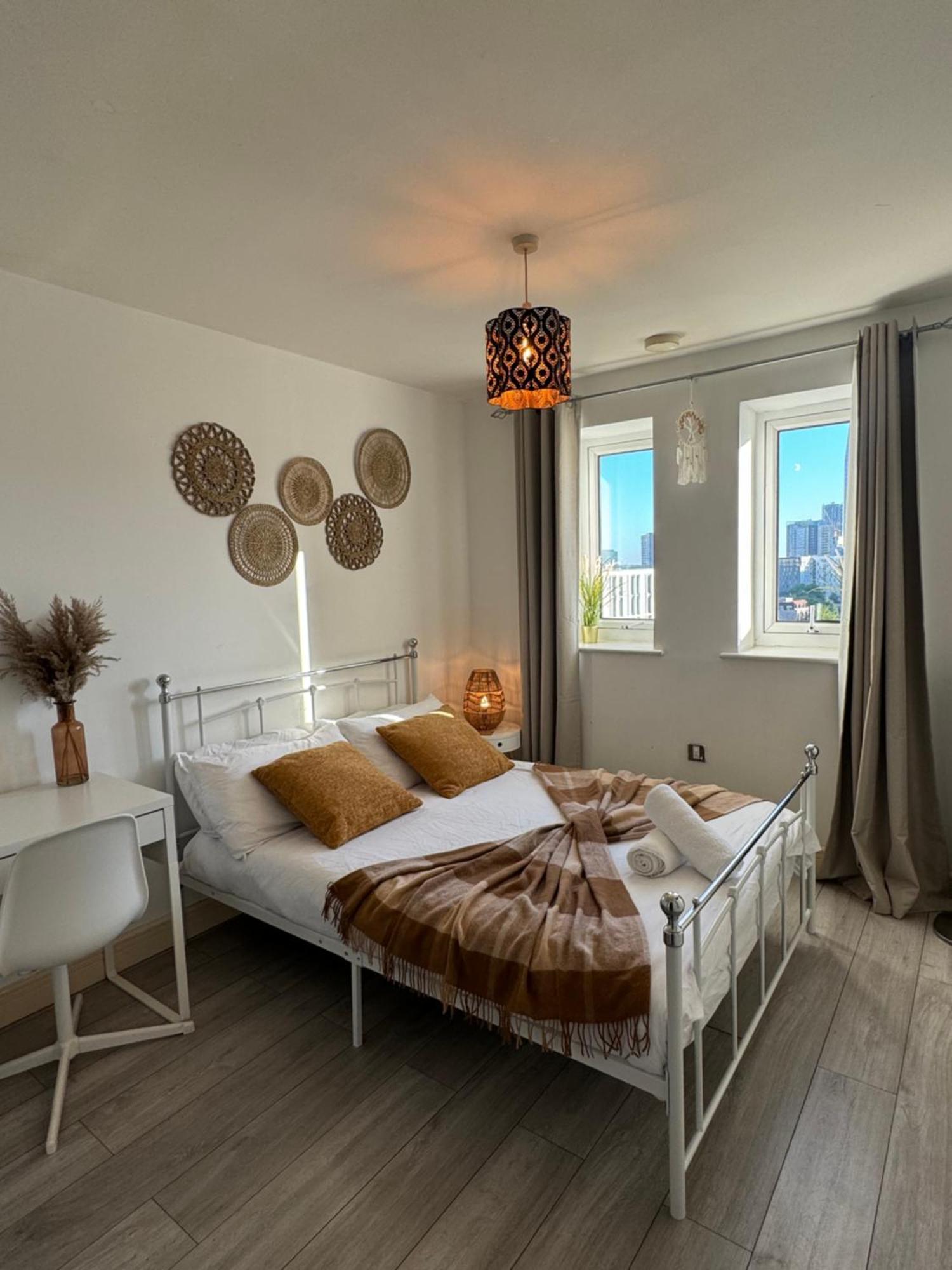 Ferienwohnung Cozy Flat With Balcony London Exterior foto