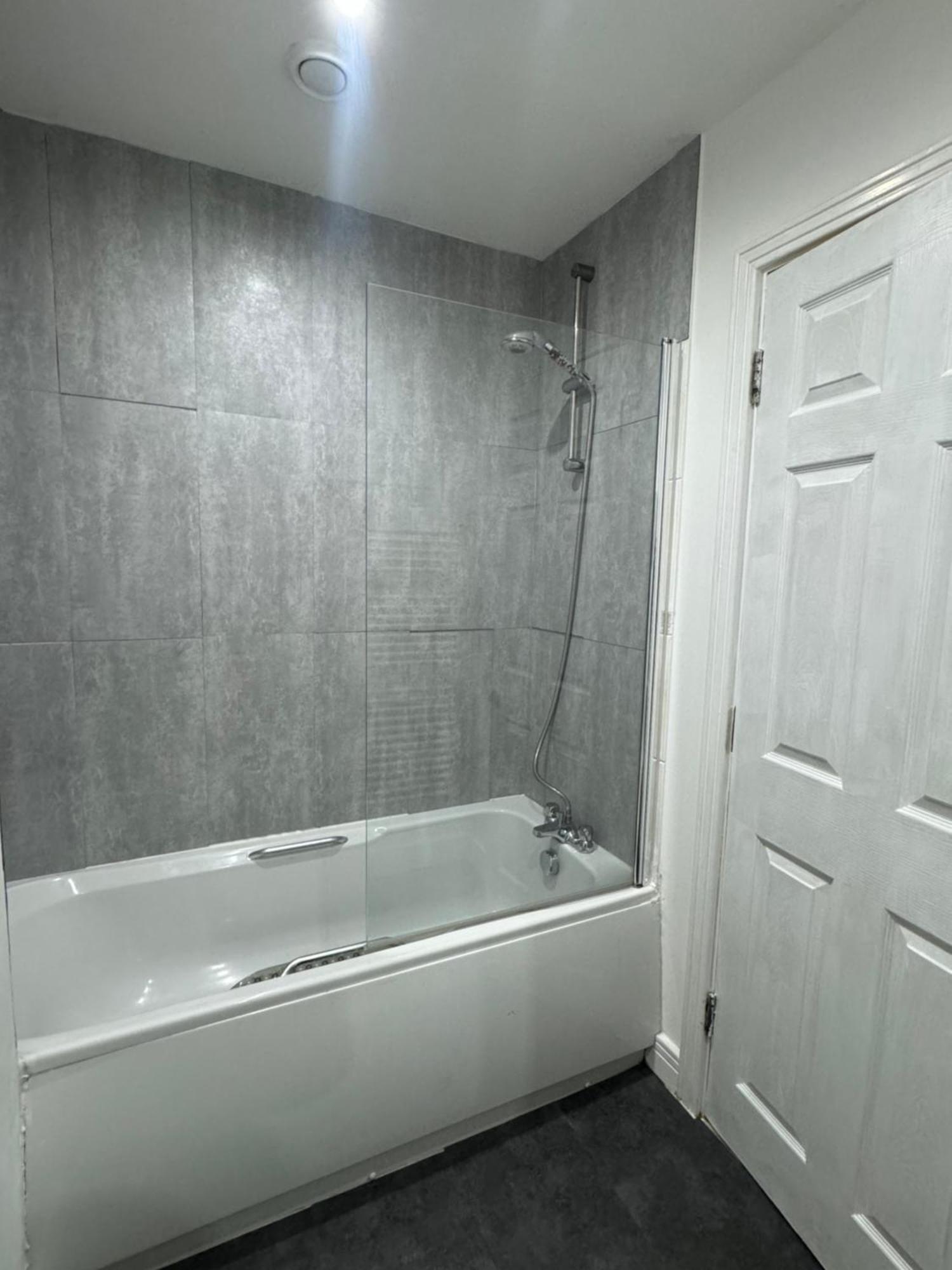 Ferienwohnung Cozy Flat With Balcony London Exterior foto