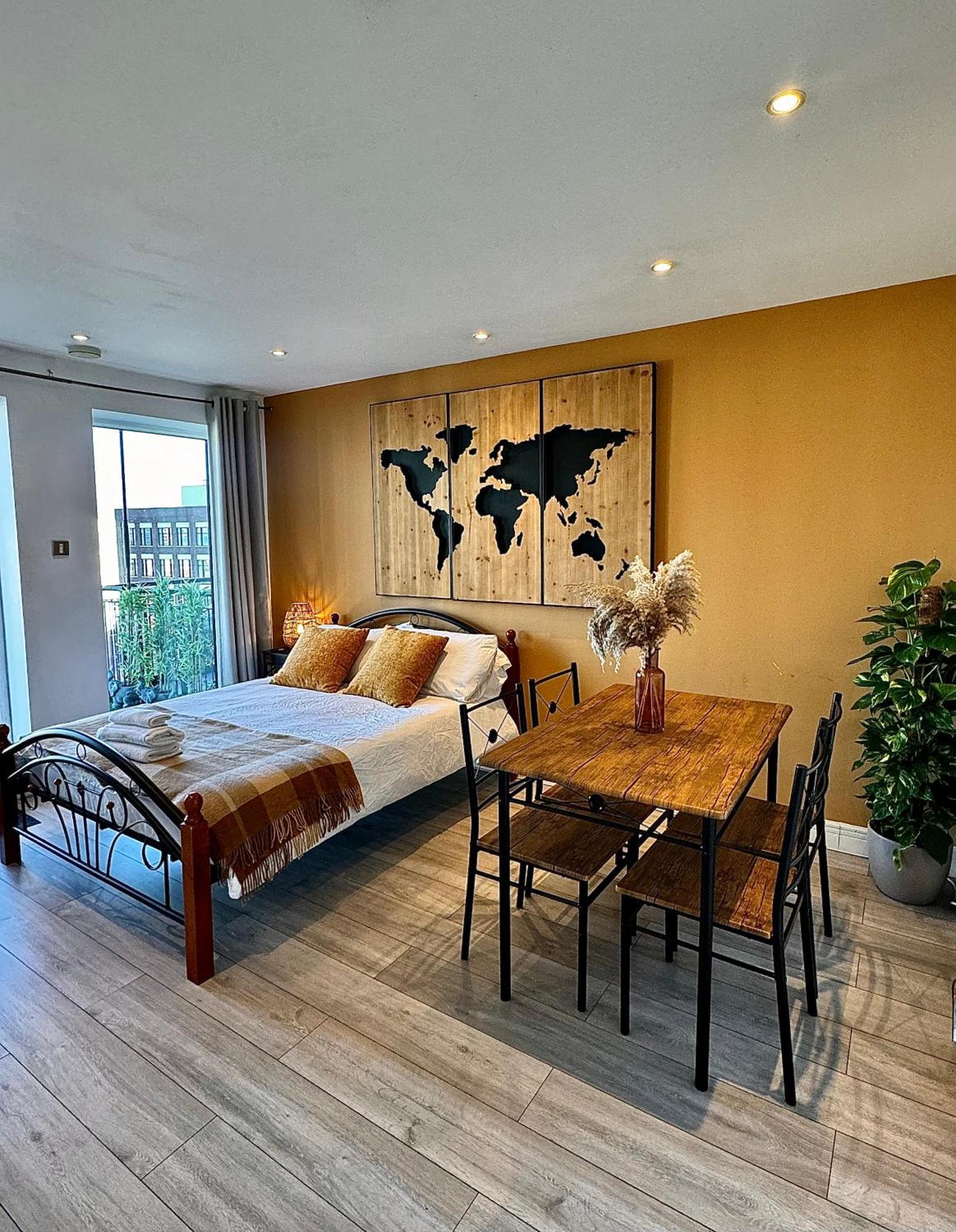 Ferienwohnung Cozy Flat With Balcony London Exterior foto